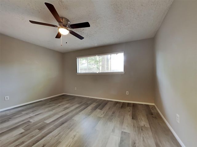 5710 Flax Bourton Street, Humble, TX 77346