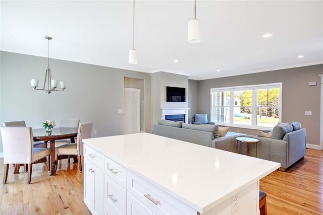 9 Cassidy Trail, Coventry, RI 02816