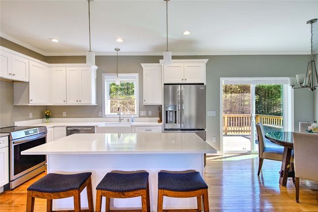 9 Cassidy Trail, Coventry, RI 02816