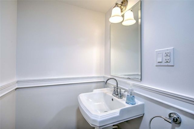 9 Cassidy Trail, Coventry, RI 02816