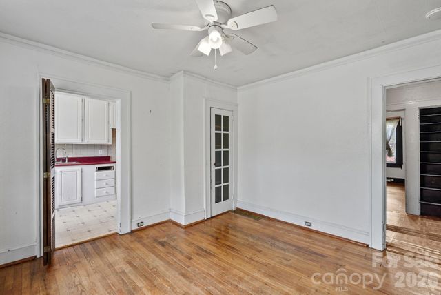 49 Church Street, Weaverville, NC 28787
