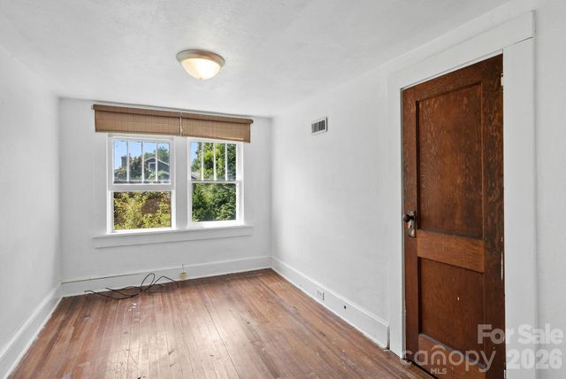 49 Church Street, Weaverville, NC 28787