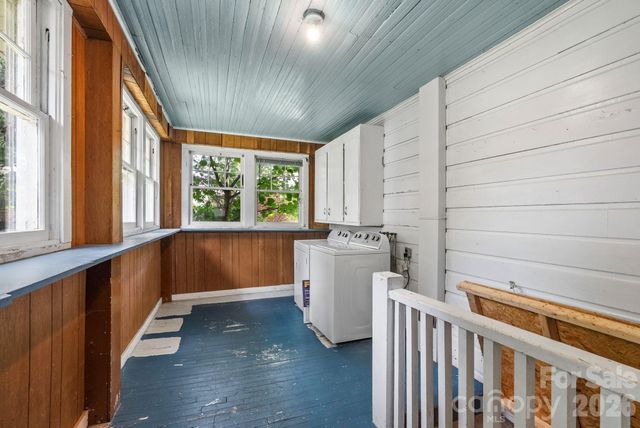 49 Church Street, Weaverville, NC 28787
