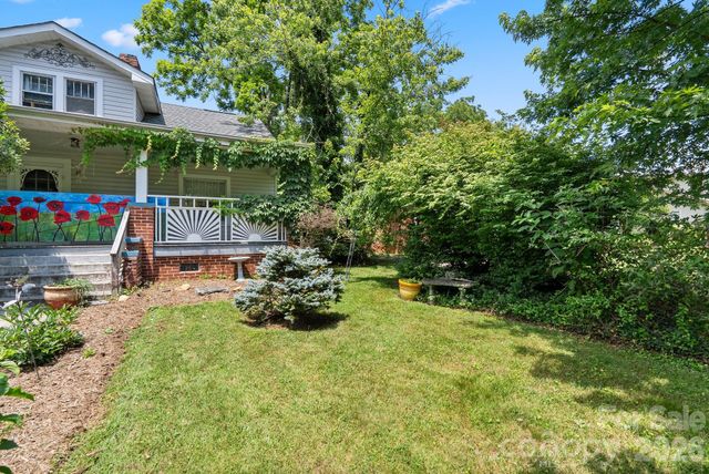 49 Church Street, Weaverville, NC 28787