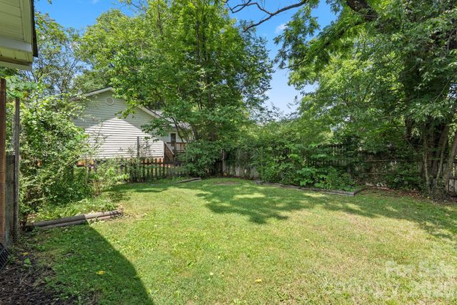 49 Church Street, Weaverville, NC 28787