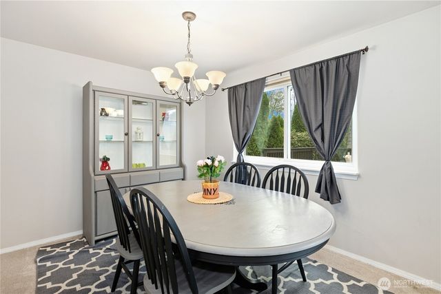 21642 117th Place SE, Kent, WA 98031