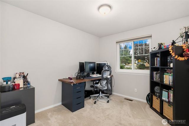 21642 117th Place SE, Kent, WA 98031