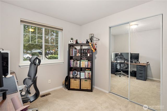 21642 117th Place SE, Kent, WA 98031