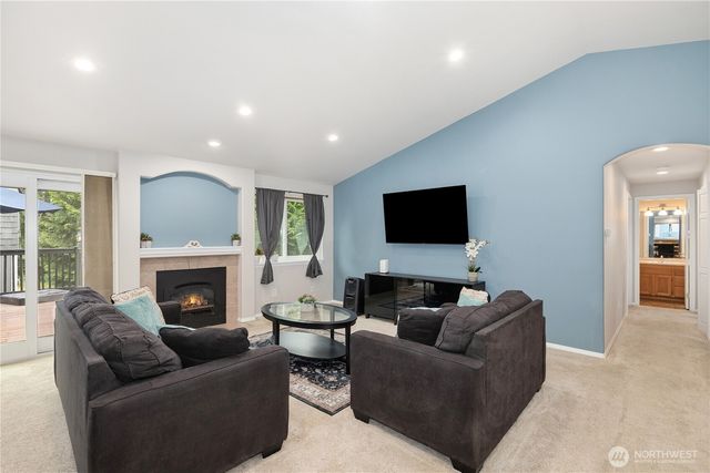 21642 117th Place SE, Kent, WA 98031