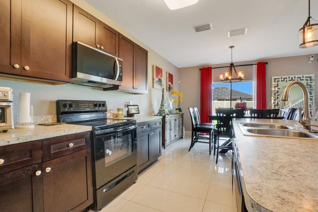 4583 NE 27TH STREET, Ocala, FL 34470