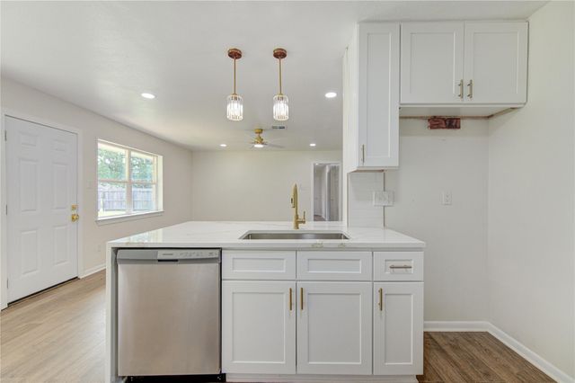 13227 James Lane, Stafford, TX 77477