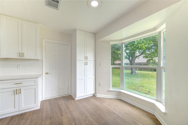 13227 James Lane, Stafford, TX 77477