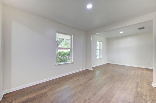 13227 James Lane, Stafford, TX 77477