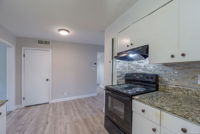 7823 Bronco, San Antonio, TX 78227