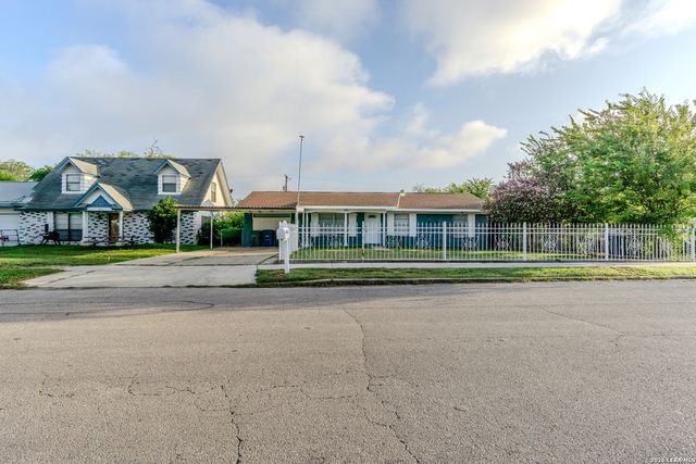 7823 Bronco, San Antonio, TX 78227