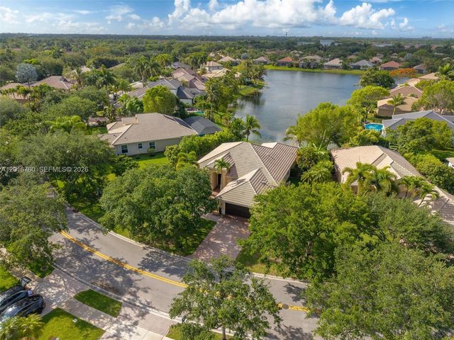 10684 NW 64th Ct, Parkland, FL 33076