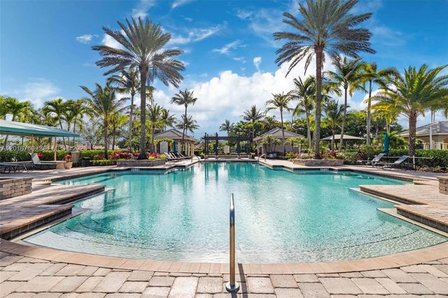 10684 NW 64th Ct, Parkland, FL 33076
