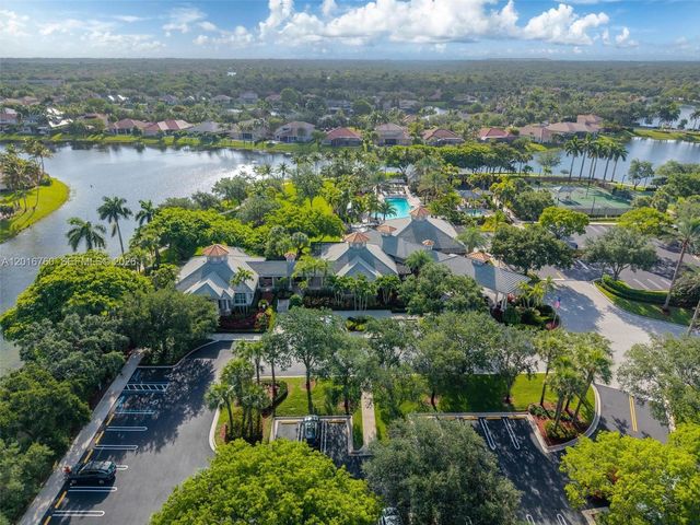 10684 NW 64th Ct, Parkland, FL 33076