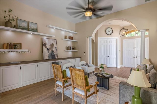 10684 NW 64th Ct, Parkland, FL 33076
