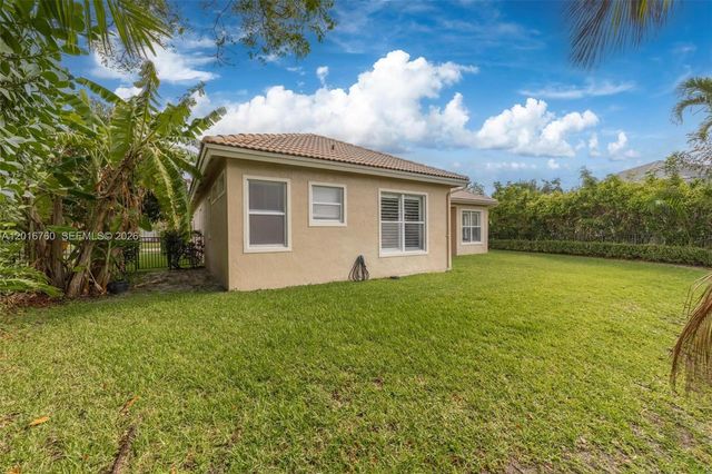 10684 NW 64th Ct, Parkland, FL 33076