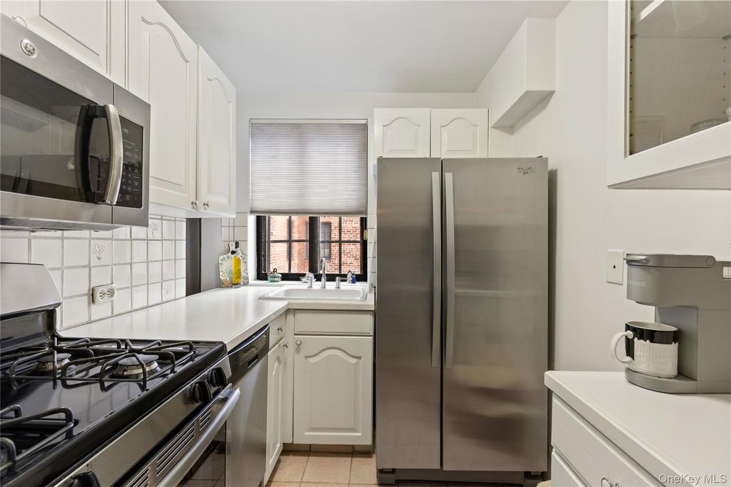 66 Milton Road G42, Rye, NY 10580 — photo 3