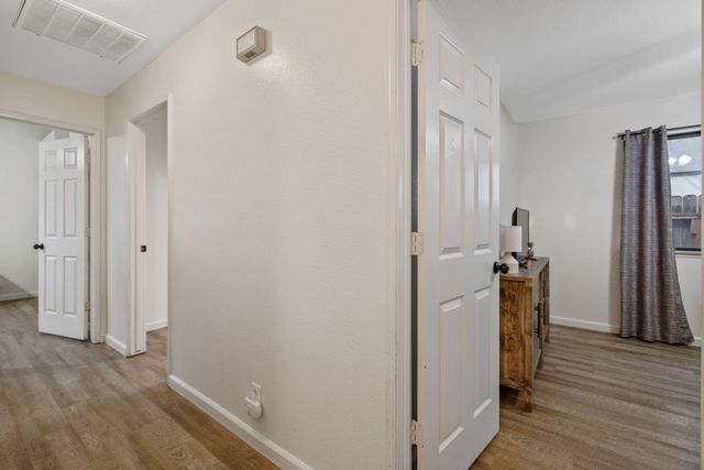 1903 Henshaw Avenue, Tulare, CA 93274