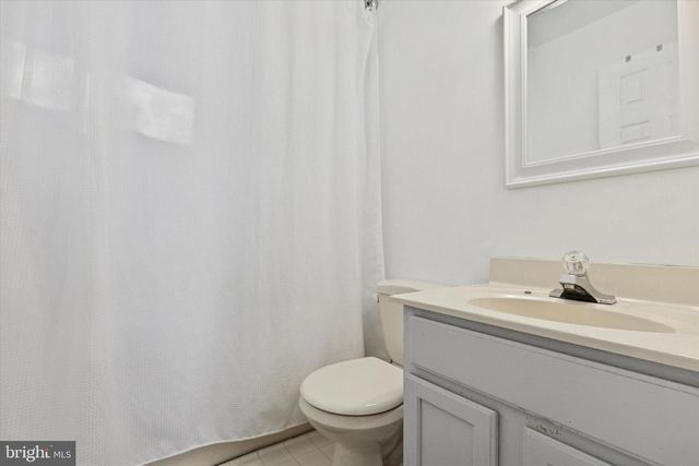 15 MAPLE AVE, Line Lexington, PA 18932