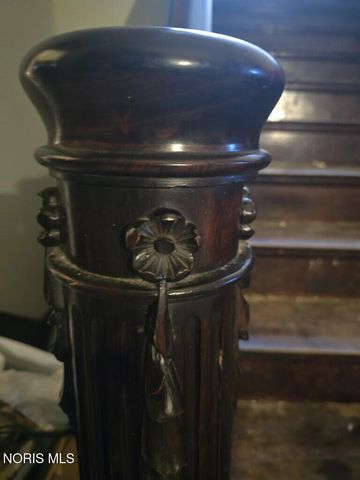 2229 Parkwood Avenue, Toledo, OH 43620