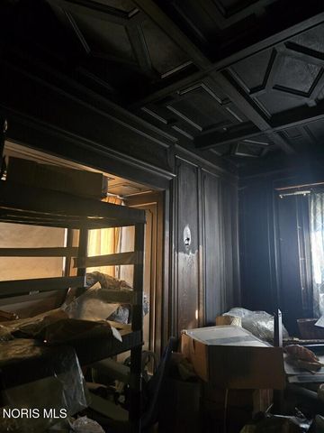 2229 Parkwood Avenue, Toledo, OH 43620