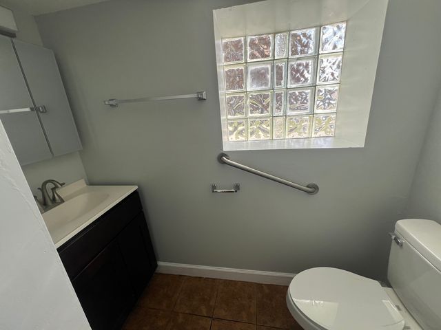 8559 S Bennett Avenue GARDEN, Chicago, IL 60617