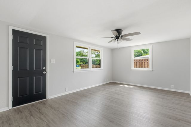 2306 9th Street, Silvis, IL 61282