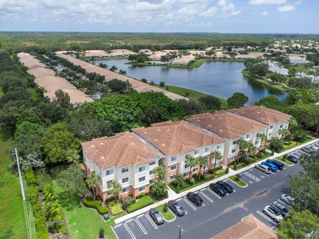 9857 Baywinds Drive 9301, West Palm Beach, FL 33411