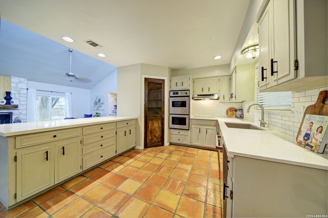 815 SILVER SPRUCE, San Antonio, TX 78232