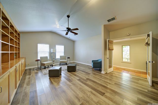 815 SILVER SPRUCE, San Antonio, TX 78232