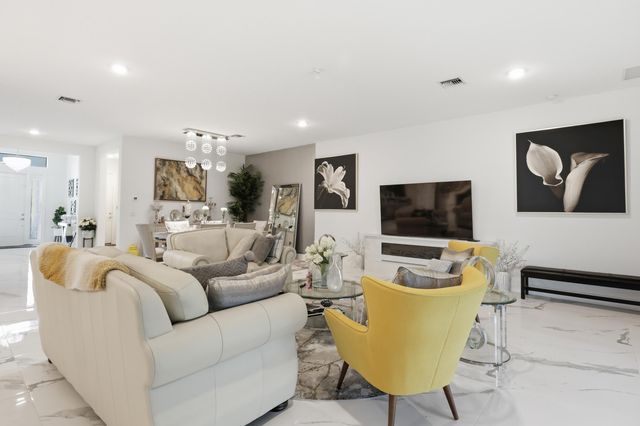 5395 Saint Vincent Lane, The Acreage, FL 33470