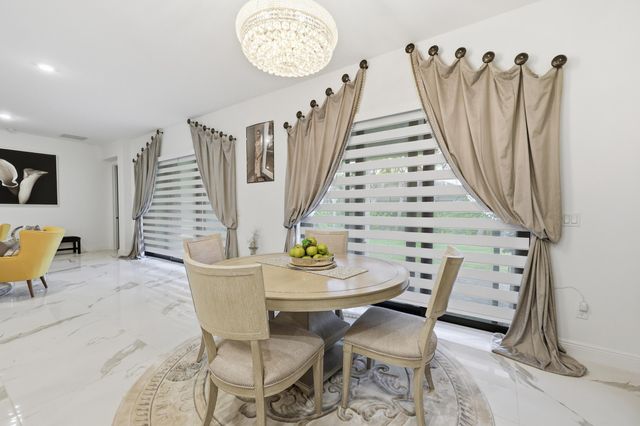 5395 Saint Vincent Lane, The Acreage, FL 33470