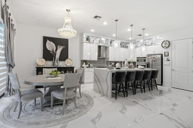 5395 Saint Vincent Lane, The Acreage, FL 33470