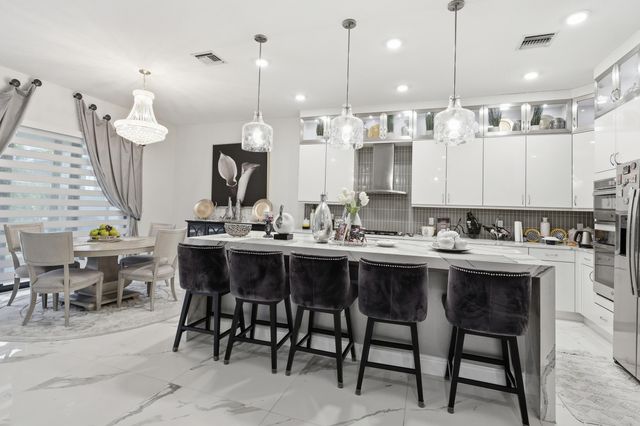 5395 Saint Vincent Lane, The Acreage, FL 33470