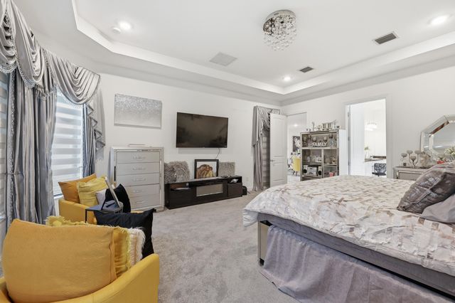 5395 Saint Vincent Lane, The Acreage, FL 33470