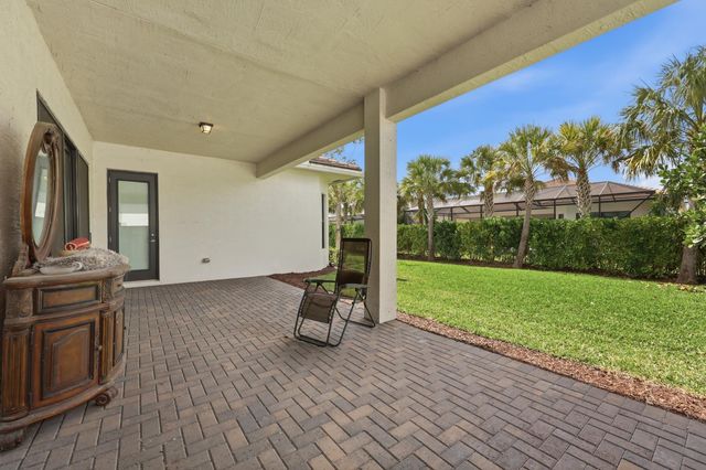 5395 Saint Vincent Lane, The Acreage, FL 33470