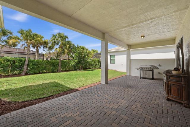 5395 Saint Vincent Lane, The Acreage, FL 33470