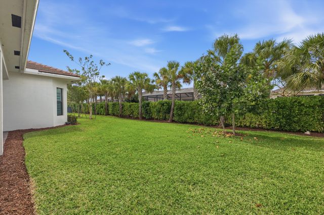 5395 Saint Vincent Lane, The Acreage, FL 33470