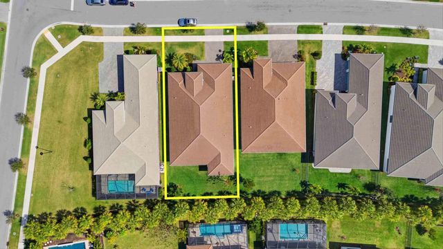 5395 Saint Vincent Lane, The Acreage, FL 33470