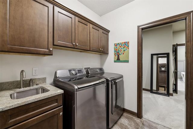 6267 Enclave Circle, Johnston, IA 50131