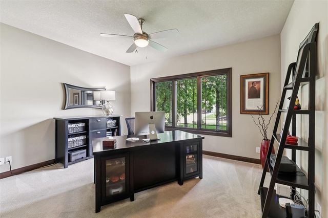 6267 Enclave Circle, Johnston, IA 50131
