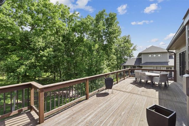 6267 Enclave Circle, Johnston, IA 50131