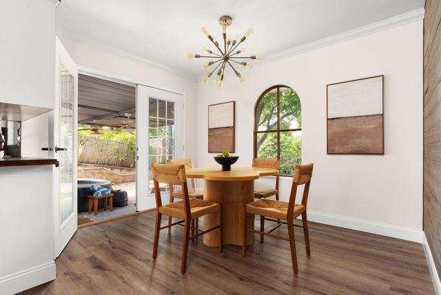 2403 Little John LN, Austin, TX 78704