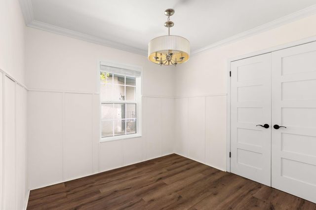 2403 Little John LN, Austin, TX 78704
