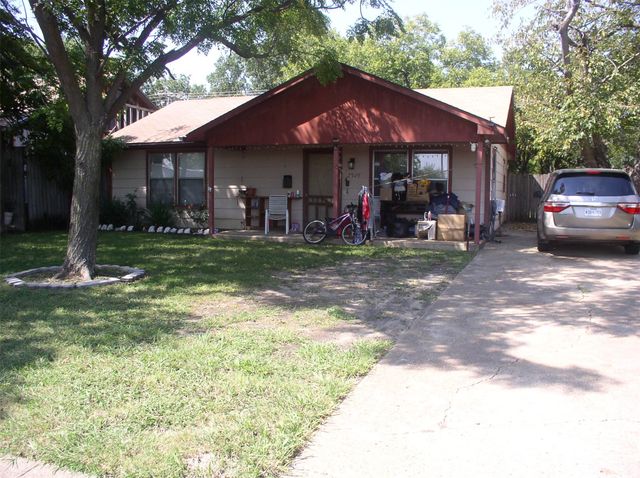 2925 Ruidosa Avenue, Dallas, TX 75228