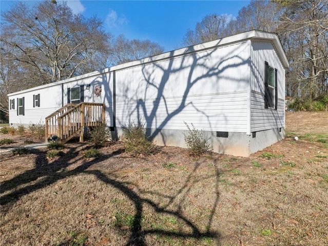 136 Pine Street, Danielsville, GA 30633